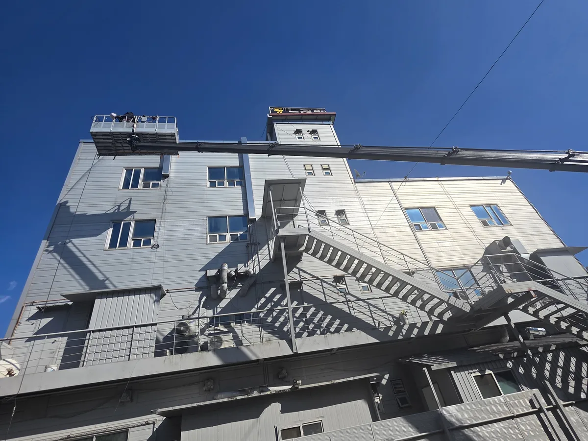 김해시 진례면 건물 화장실 세면대 살균 위생청소 사례 - 행진크린